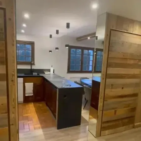 Chaleureux A 80 M² Avec Jardin Et Cheminee Appartamento